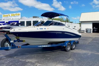 Sea Ray 210 Select