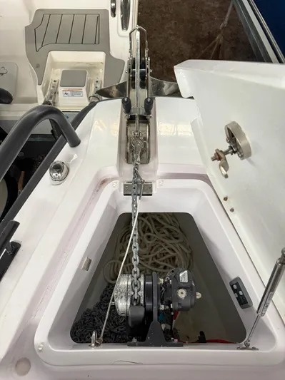 Underestimated Yacht Photos Pics 2021 Axopar 28 CABIN anchor locker with chain and rope storage.