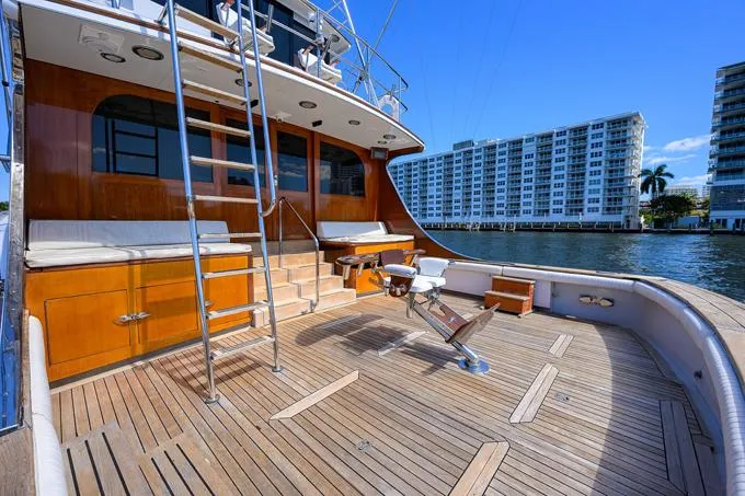 Thanks Buds Yacht Photos Pics Cockpit