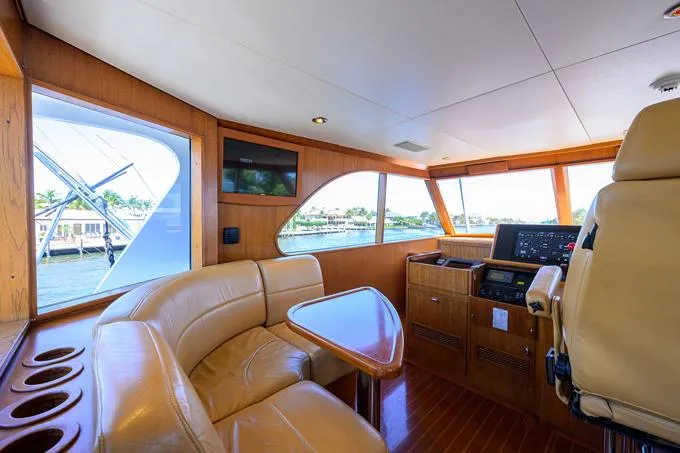 Thanks Buds Yacht Photos Pics Bridge Aft