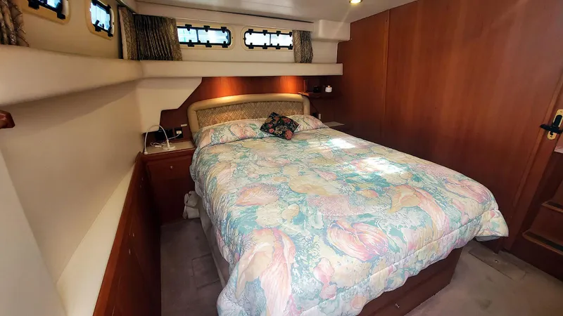 This Is What Yacht Photos Pics Master Stateroom Port