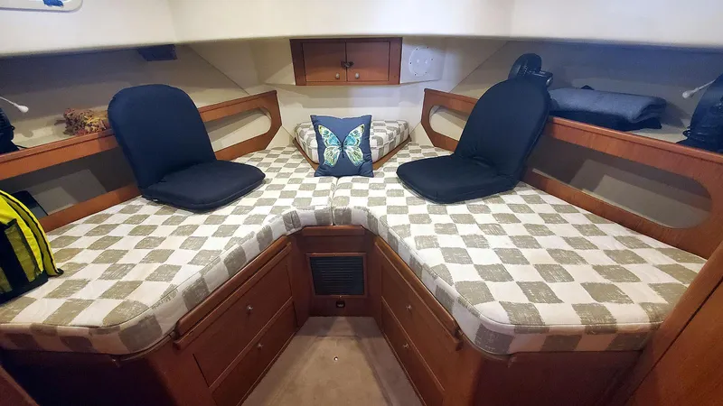 This Is What Yacht Photos Pics Forward Guest Stateroom Forward
