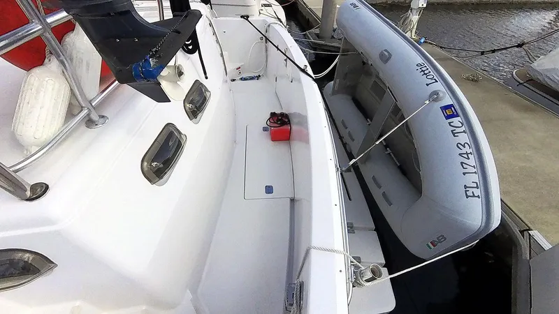 This Is What Yacht Photos Pics Transom Starboard