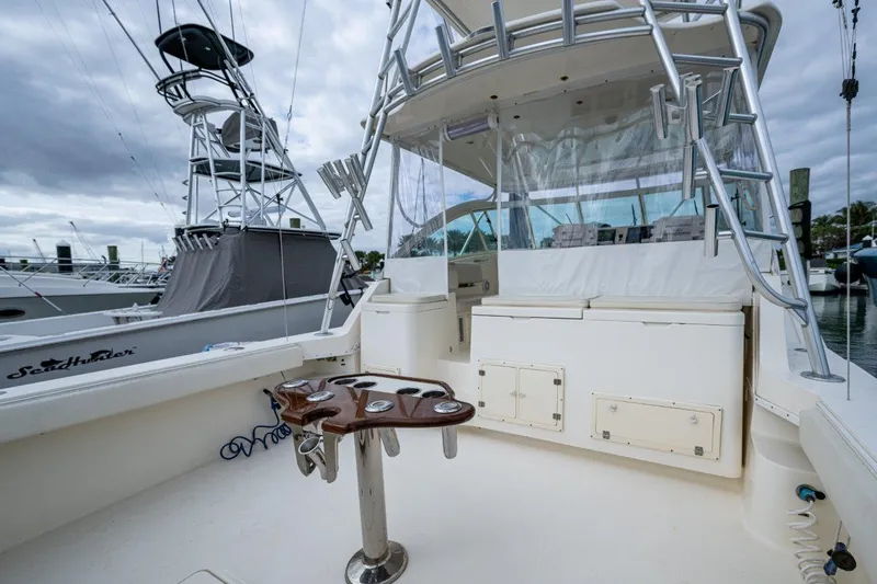 Sore Subject Yacht Photos Pics Albemarle 36 Sore Subject Cockpit