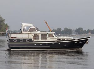 1988 Curtevenne Z-Yacht 1100
