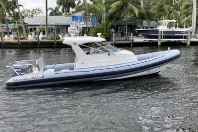 2002 Protector Targa 28