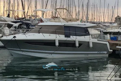 2011 Jeanneau NC 11