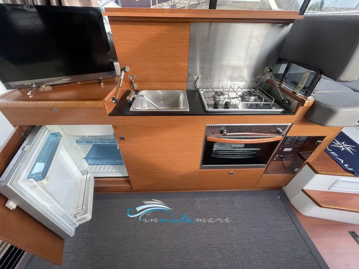  Yacht Photos Pics NC 11 cucina 1