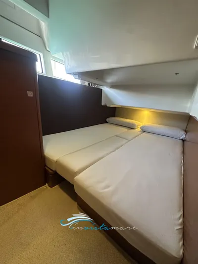  Yacht Photos Pics NC 11 camera doppia