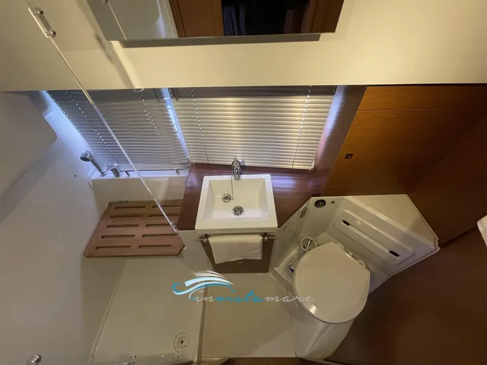  Yacht Photos Pics NC 11 bagno