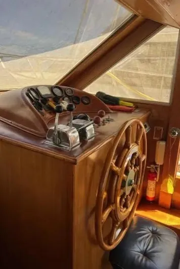 Sojourner Yacht Photos Pics 