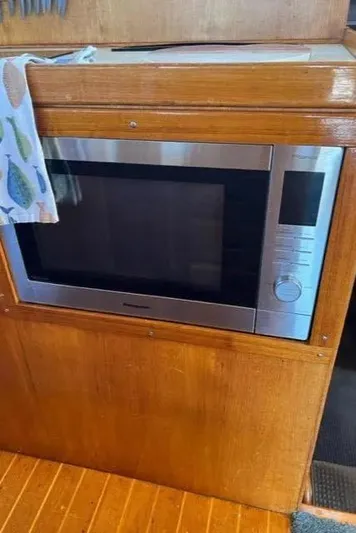 Sojourner Yacht Photos Pics 