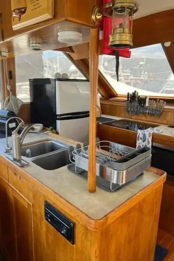 Sojourner Yacht Photos Pics 