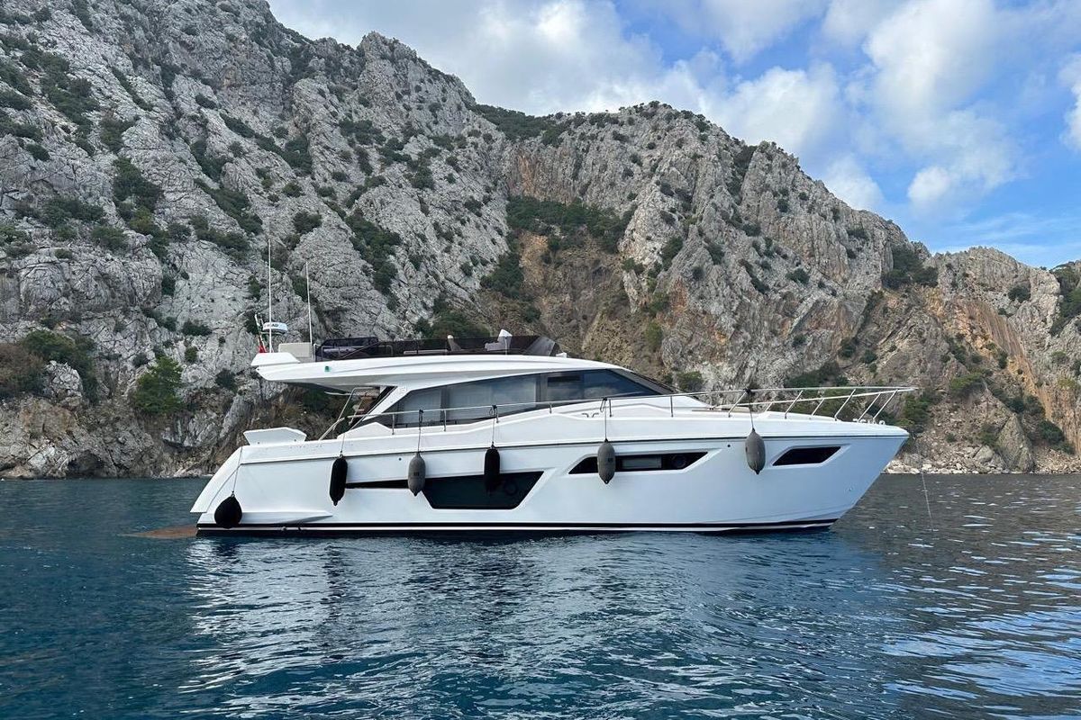 2023 Ferretti Yachts 50 