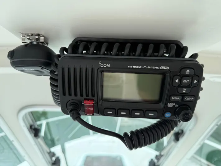 Skookum Yacht Photos Pics Icom VHF Marine IC-M424G GPS radio installed on a 2009 Back Cove 29 boat.