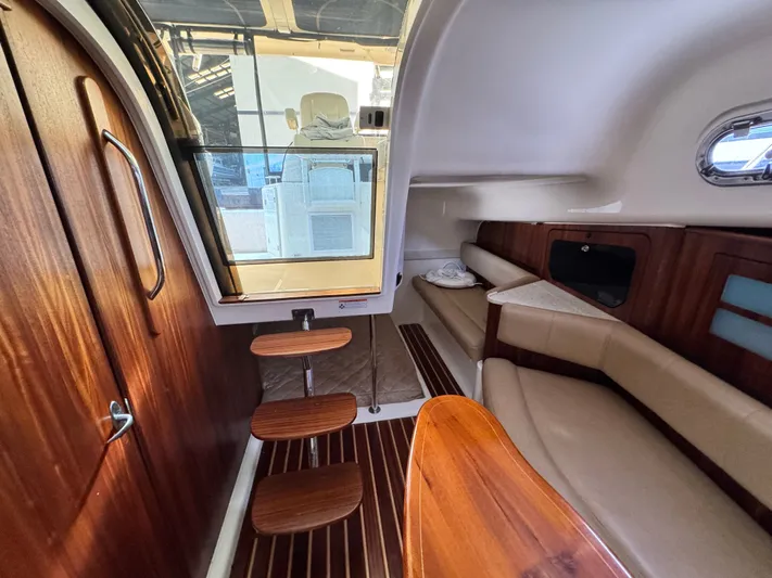 In Pursuit Yacht Photos Pics 