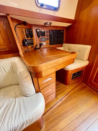 Tangaroa Yacht Photos Pics 