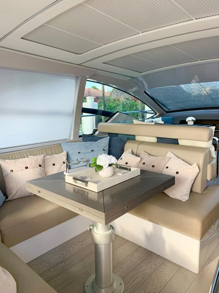 2018 Pershing 5x