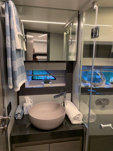 2018 Pershing 5x