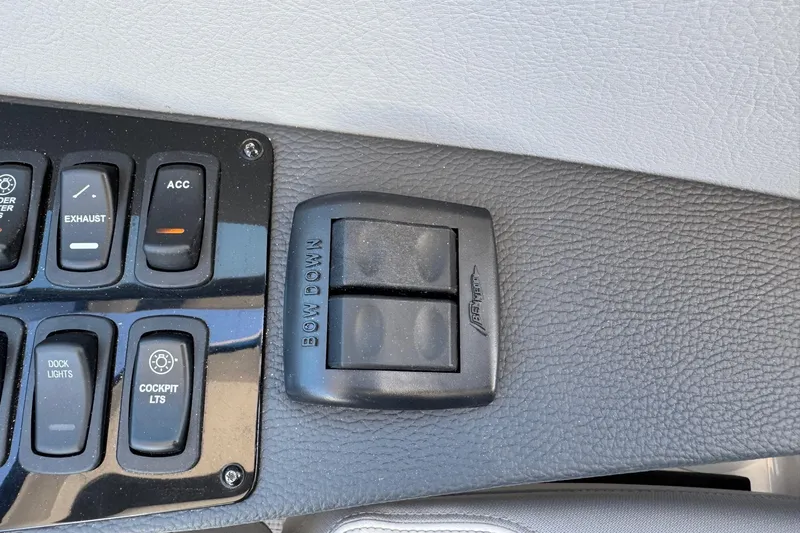 33 Xo Best Deals Of The Year!!1 Yacht Photos Pics 