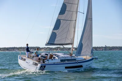 Dufour 37