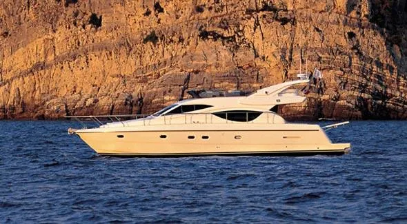 La Nena Yacht Photos Pics 