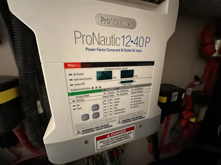  Yacht Photos Pics ProMariner ProNautic 12:40P charger in 2015 Sea Ray 350 Sundancer boat.