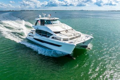 Yacht
