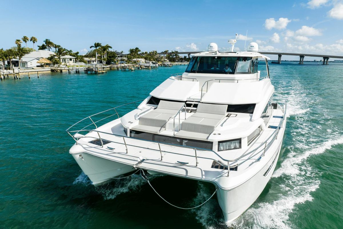 2023 Aquila 54 
