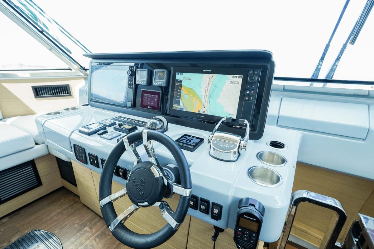 2023 Aquila 54 