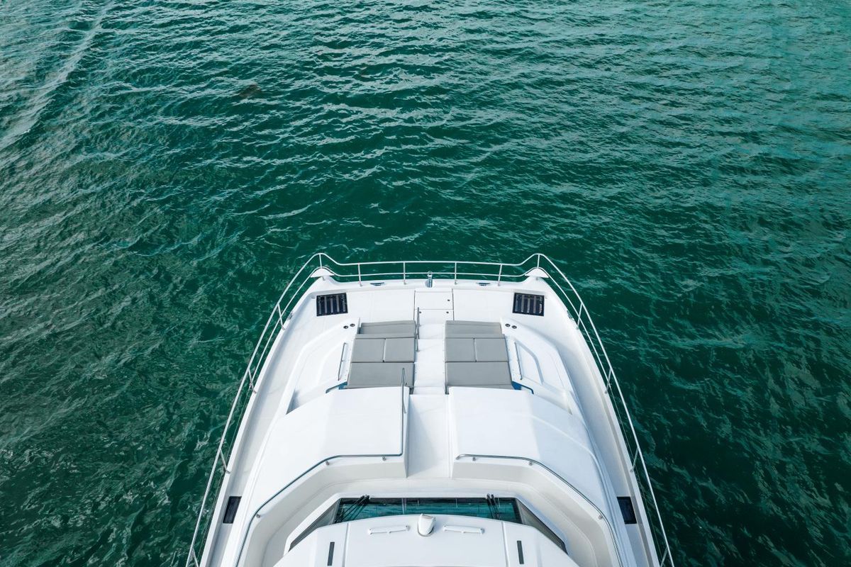 2023 Aquila 54 