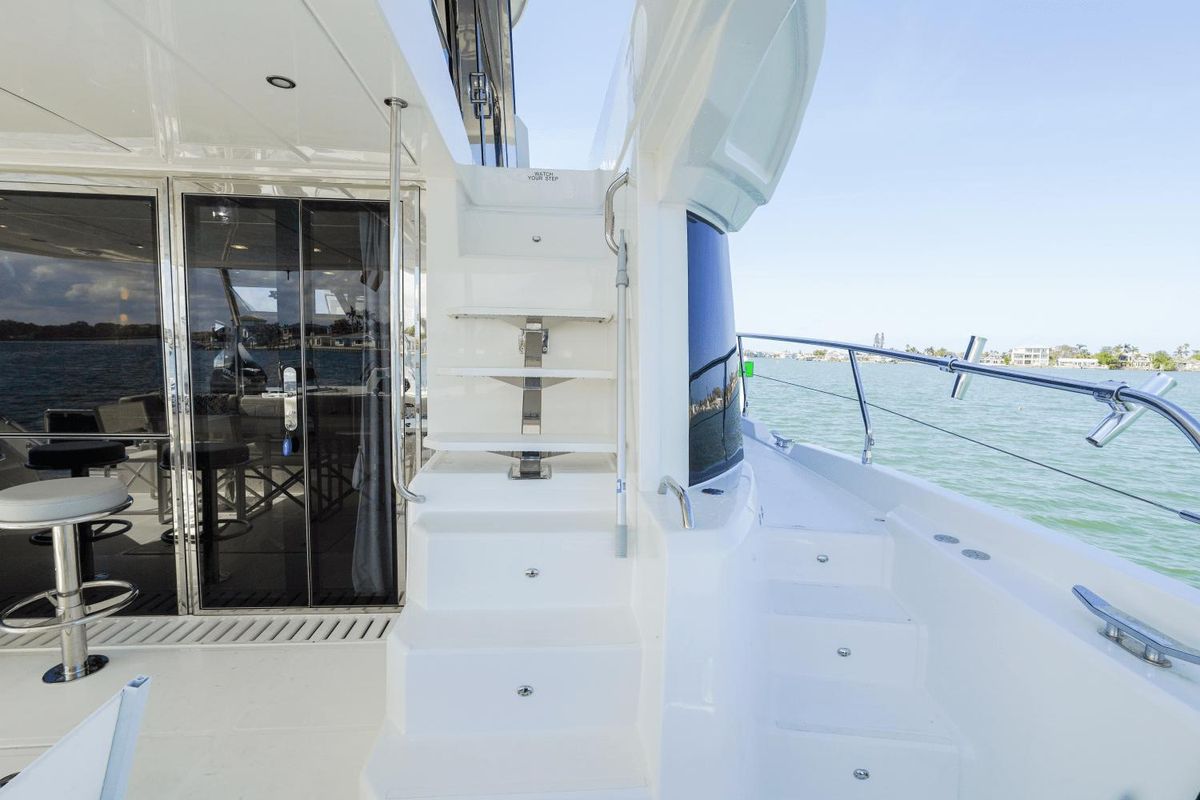 2023 Aquila 54 