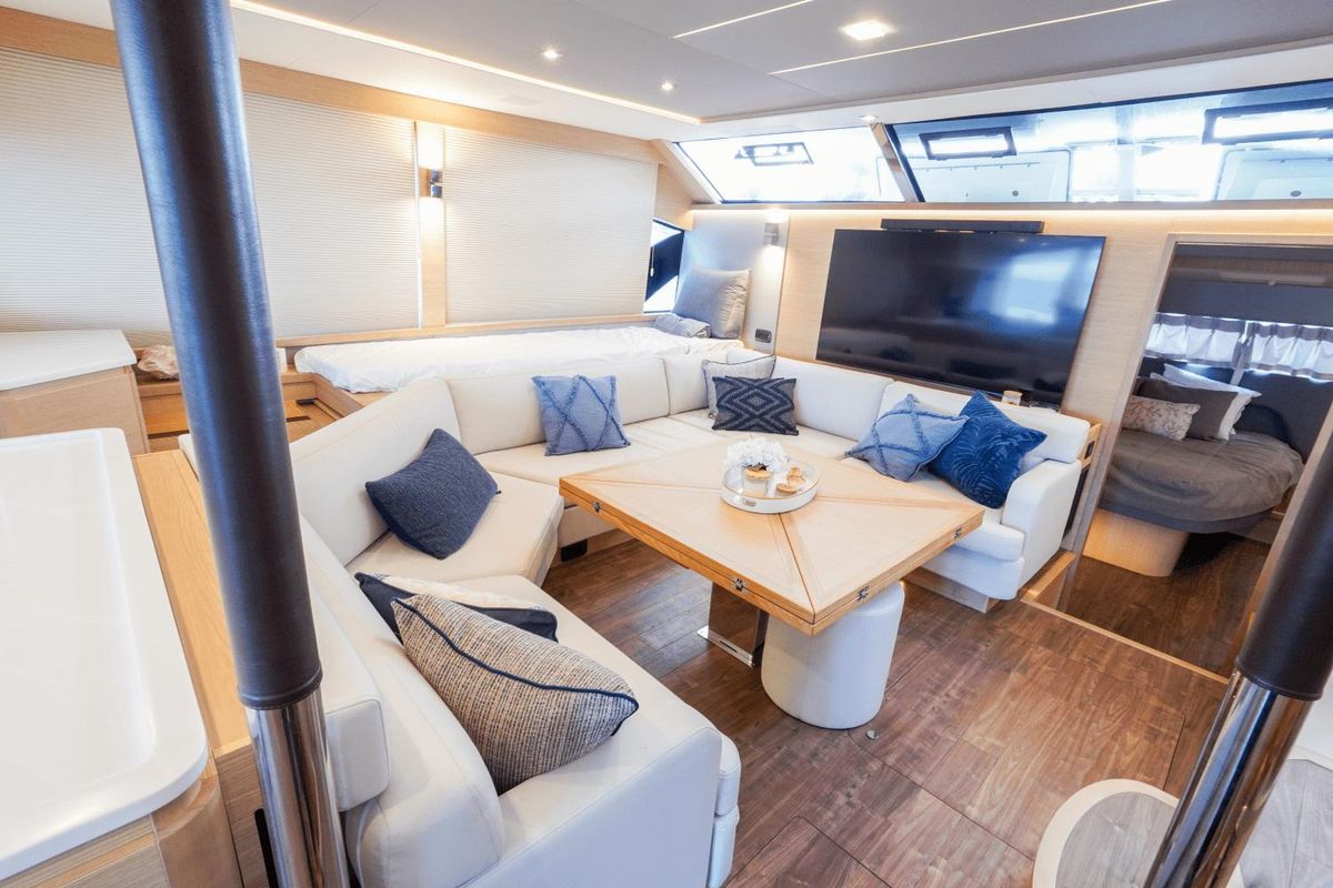 2023 Aquila 54 