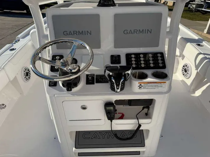 Beautiful Caymas! Yacht Photos Pics 