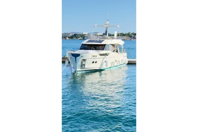 2014 Greenline 48 Fly Hybrid