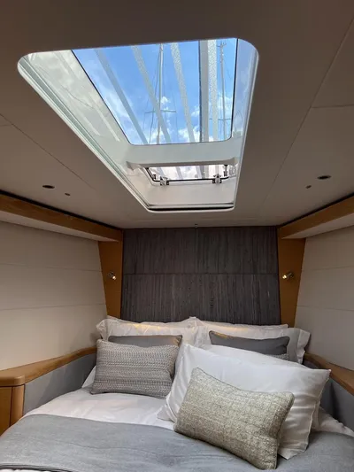 Zigi Yacht Photos Pics OYSTER 565 2022