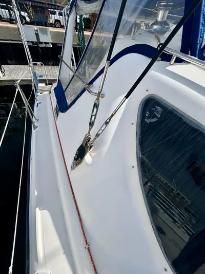 Hazey Daze Yacht Photos Pics 