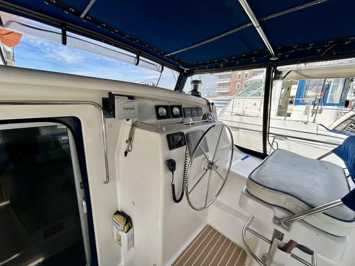 Hazey Daze Yacht Photos Pics 