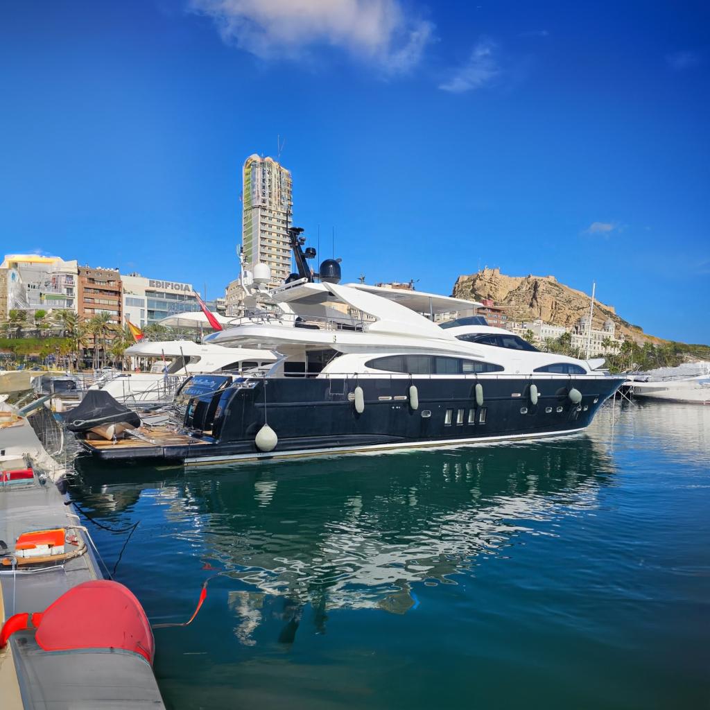 2003 Astondoa 102 GLX