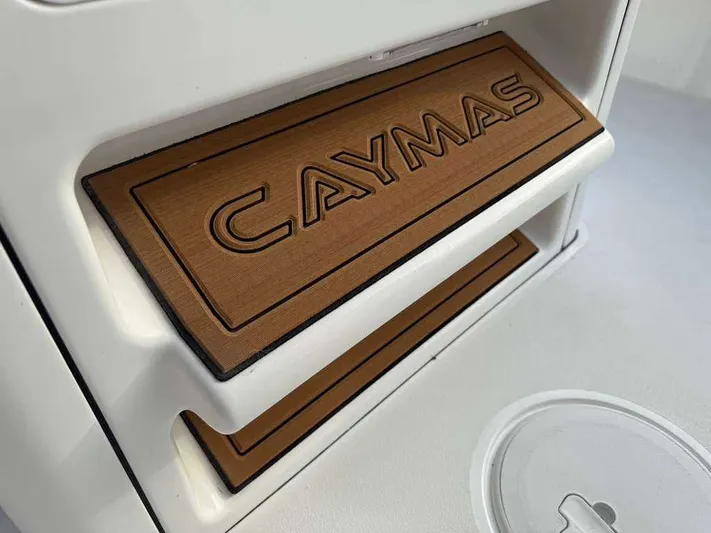 Beautiful Caymas! Yacht Photos Pics 