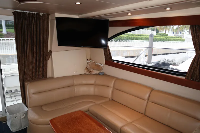 Mary K Yacht Photos Pics 43 Meridian Sedan 411 + Salon