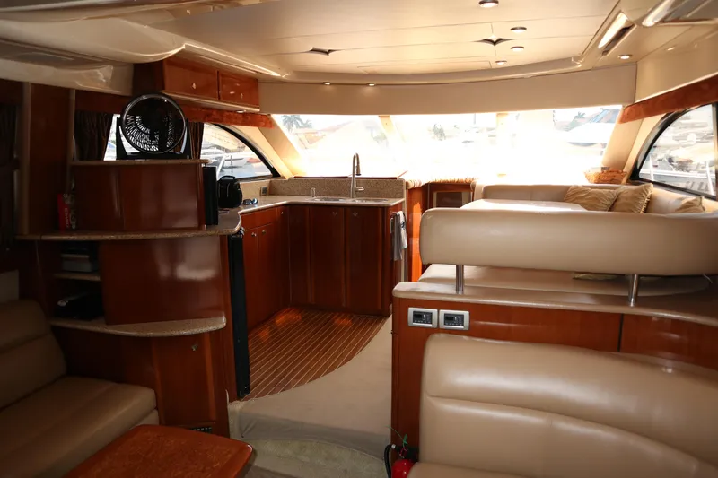 Mary K Yacht Photos Pics 43 Meridian Sedan 411 -Salon