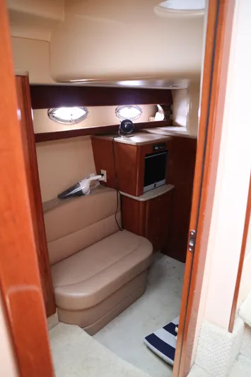 Mary K Yacht Photos Pics 43 Meridian Sedan 411 -