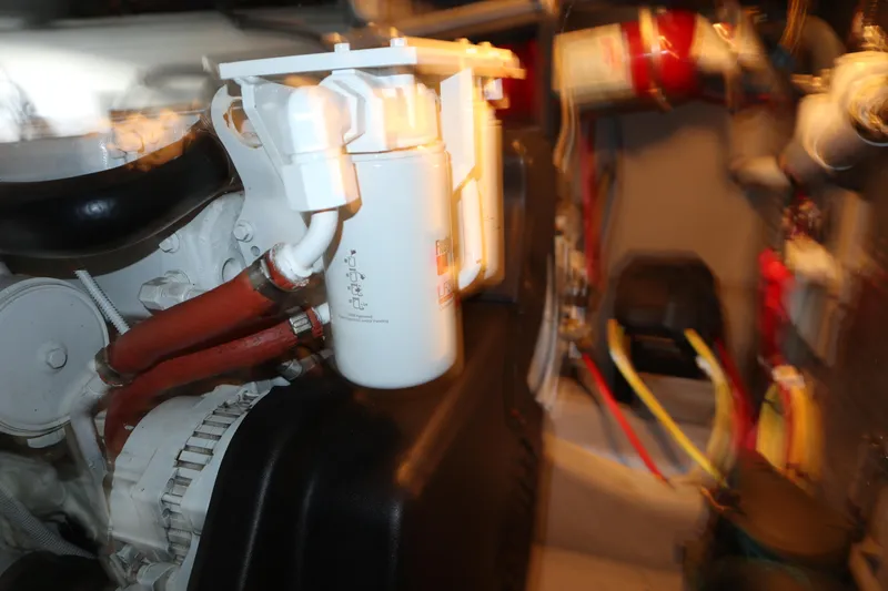 Mary K Yacht Photos Pics 43 Meridian Sedan 411 - Engine