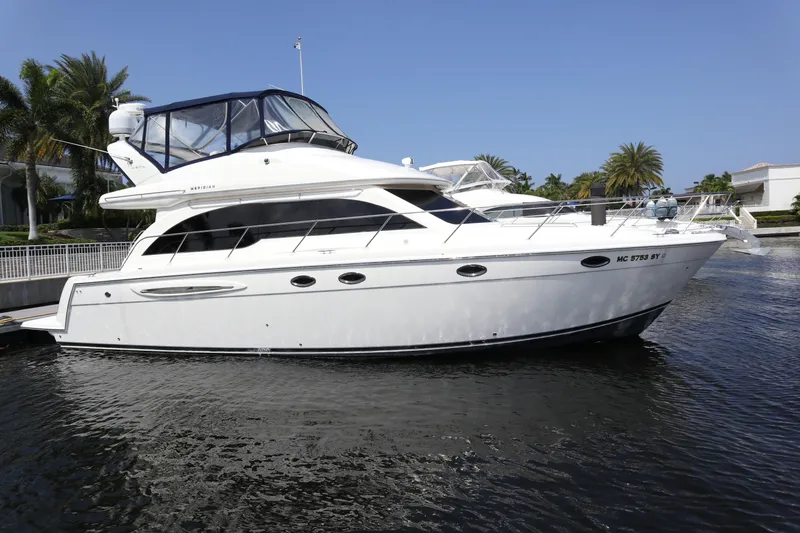 Mary K Yacht Photos Pics 43 Meridian Sedan 411 - Profile