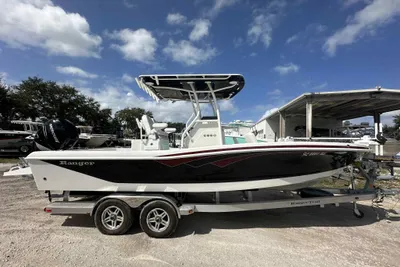 Ranger 2660 Bay
