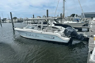 Robalo R247