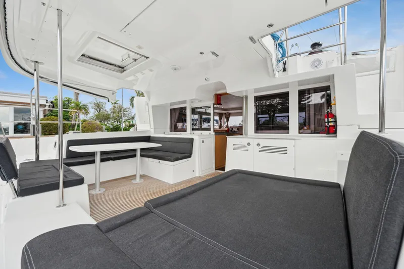 Cruisin Cajun Yacht Photos Pics Spacious 2017 Lagoon 450 F yacht interior with seating and dining area.