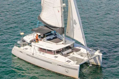 Lagoon 450 F