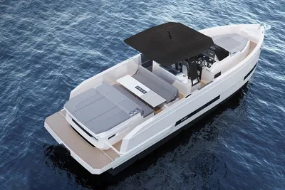 2026 De Antonio Yachts D32